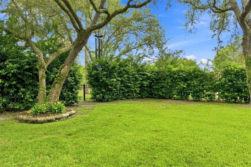 For Sale: $570,000 (4 beds, 2 baths, 2048 Square Feet)