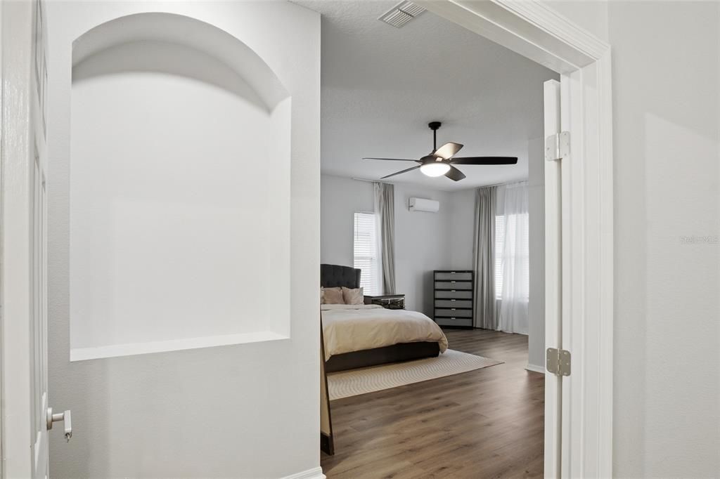 For Sale: $629,900 (5 beds, 3 baths, 2803 Square Feet)