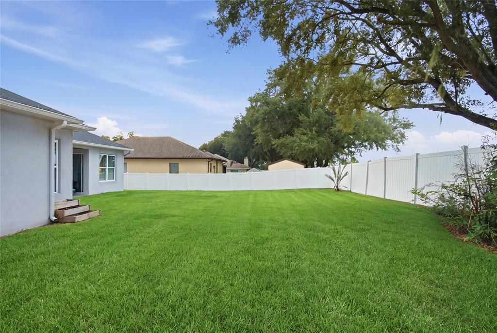 For Sale: $629,900 (5 beds, 3 baths, 2803 Square Feet)