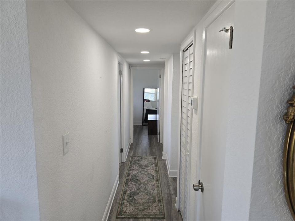 For Rent: $2,695 (3 beds, 1 baths, 1152 Square Feet)