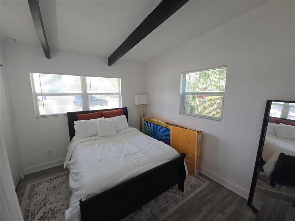 For Rent: $2,695 (3 beds, 1 baths, 1152 Square Feet)