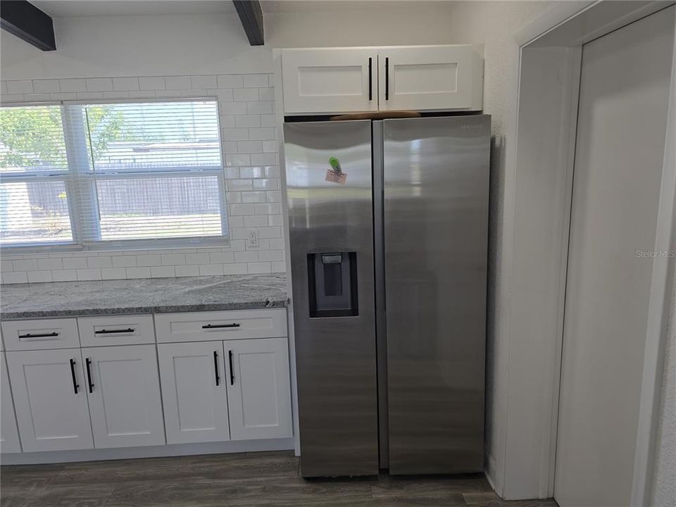 For Rent: $2,695 (3 beds, 1 baths, 1152 Square Feet)