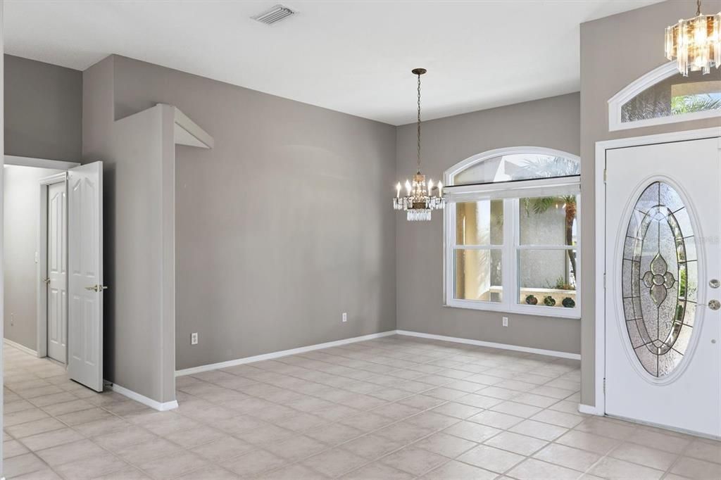 For Sale: $595,000 (3 beds, 2 baths, 2091 Square Feet)