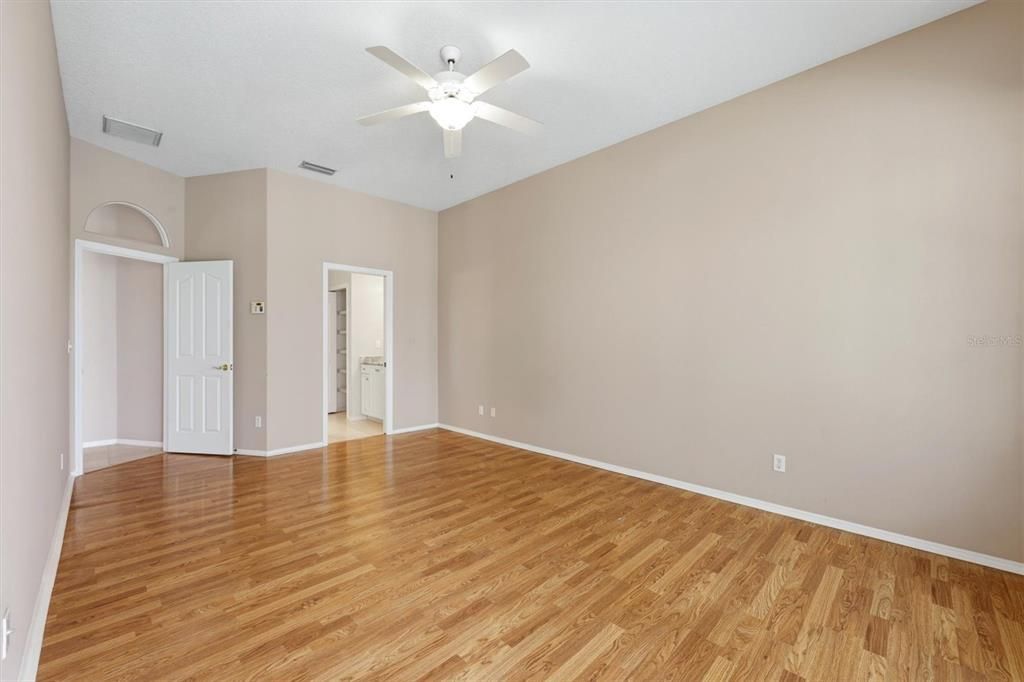 For Sale: $595,000 (3 beds, 2 baths, 2091 Square Feet)