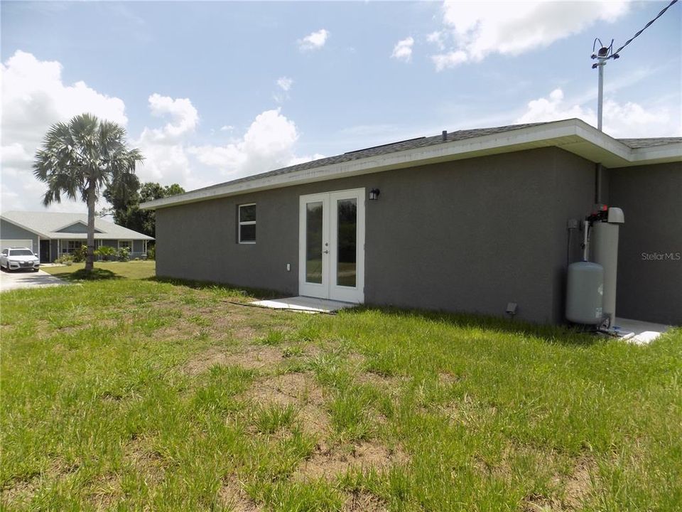 For Rent: $1,775 (3 beds, 2 baths, 1228 Square Feet)