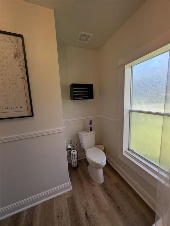 For Sale: $315,000 (3 beds, 2 baths, 1971 Square Feet)