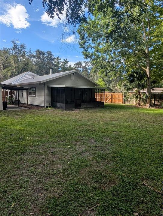 For Sale: $315,000 (3 beds, 2 baths, 1971 Square Feet)