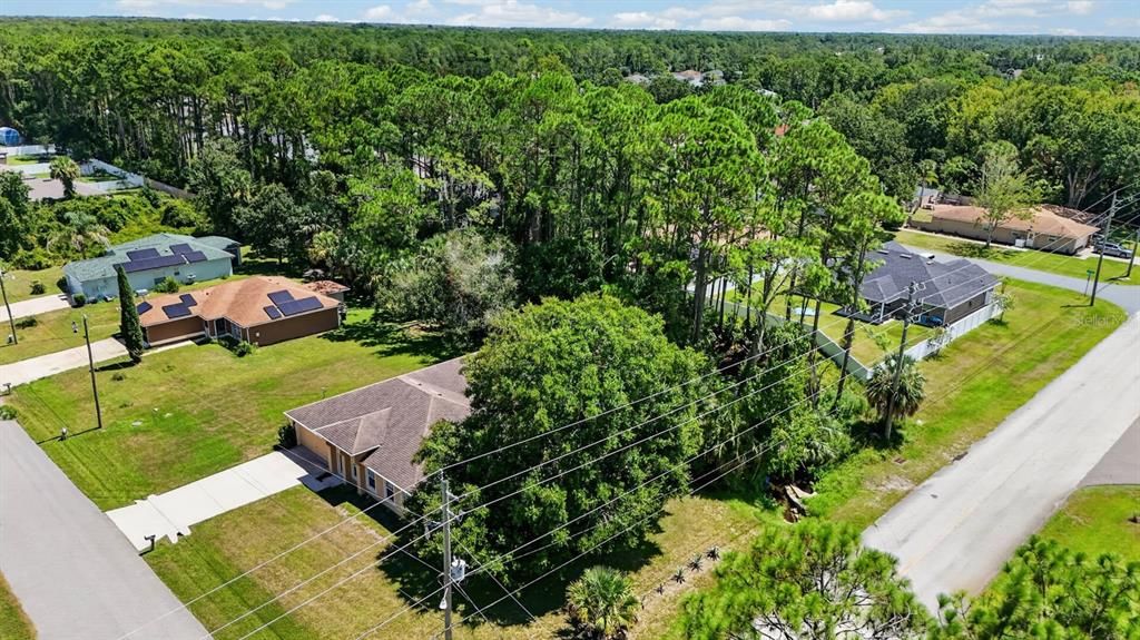 En Venta: $324,900 (4 camas, 2 baños, 2096 Pies cuadrados)