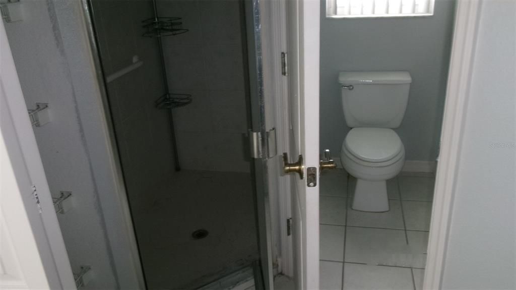En Venta: $270,000 (3 camas, 2 baños, 1736 Pies cuadrados)