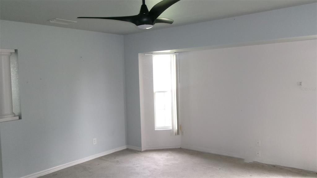 En Venta: $270,000 (3 camas, 2 baños, 1736 Pies cuadrados)