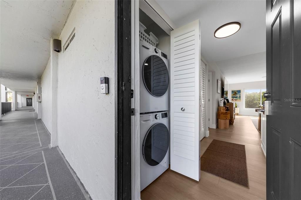For Sale: $595,000 (2 beds, 2 baths, 1312 Square Feet)