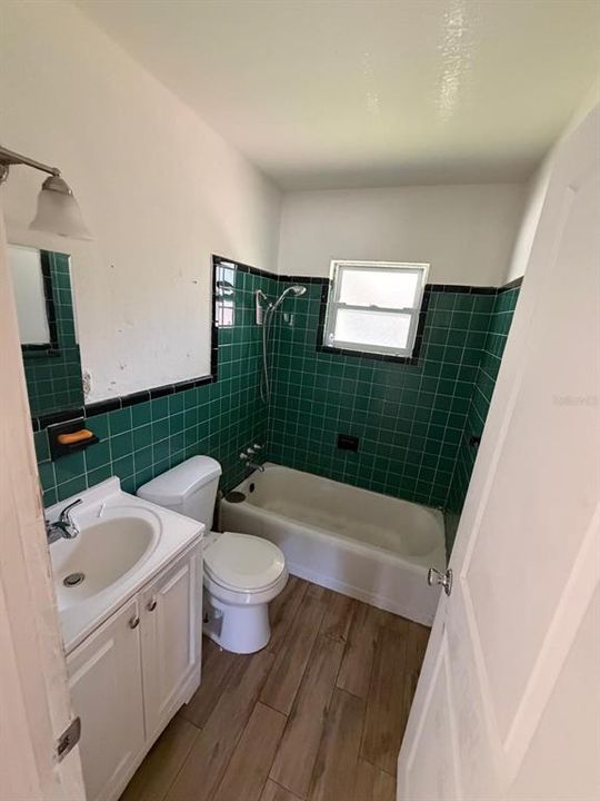 For Rent: $1,275 (2 beds, 1 baths, 650 Square Feet)