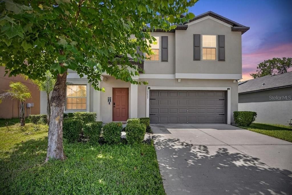 For Sale: $375,000 (4 beds, 2 baths, 2635 Square Feet)