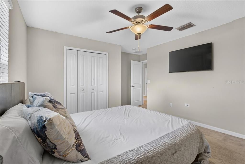 For Sale: $375,000 (4 beds, 2 baths, 2635 Square Feet)
