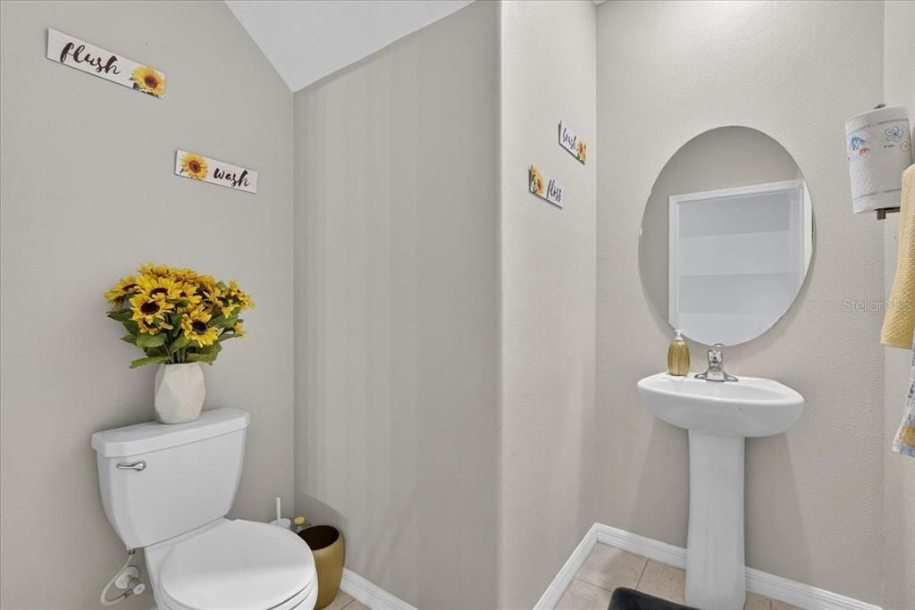 For Sale: $375,000 (4 beds, 2 baths, 2635 Square Feet)