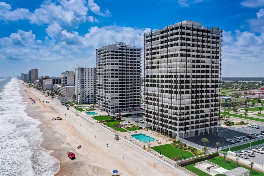 En Venta: $349,900 (2 camas, 2 baños, 1360 Pies cuadrados)