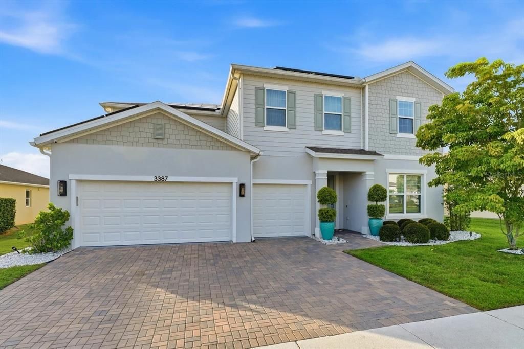 En Venta: $1,999,000 (4 camas, 4 baños, 3974 Pies cuadrados)