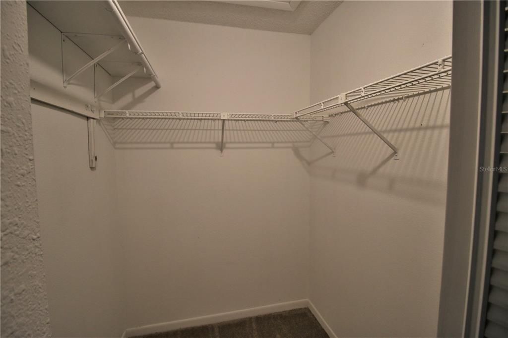 For Rent: $2,200 (3 beds, 2 baths, 1200 Square Feet)