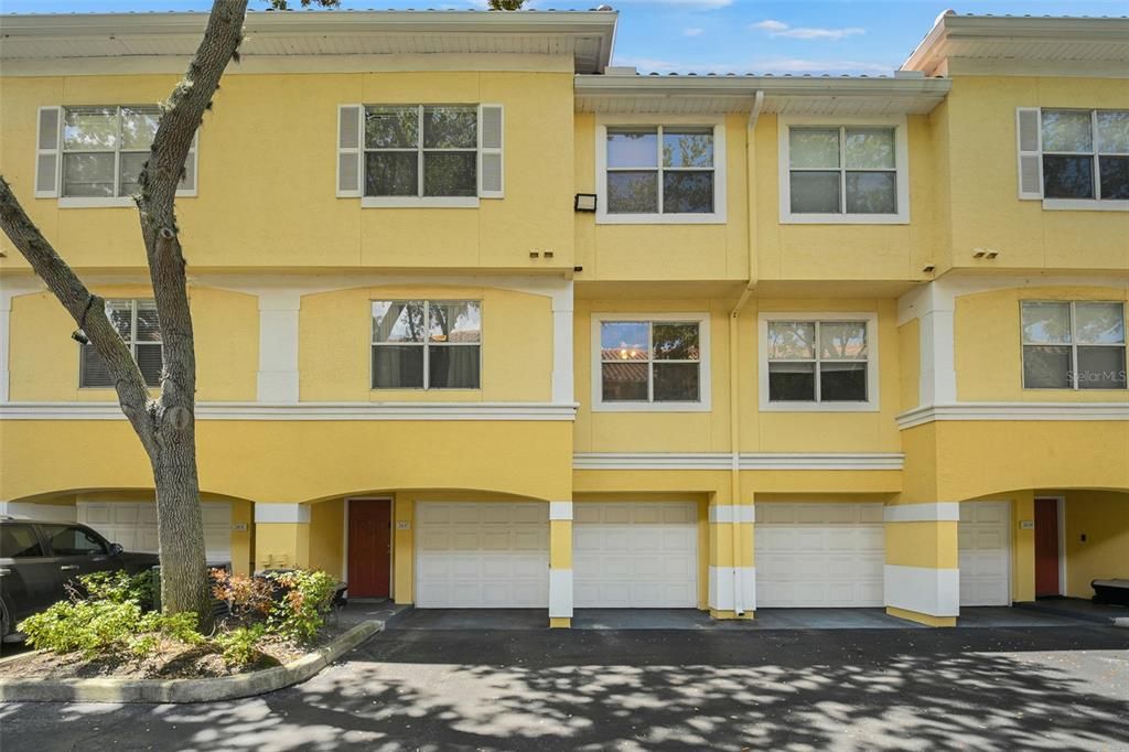 En Venta: $200,000 (2 camas, 2 baños, 1280 Pies cuadrados)