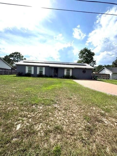For Sale: $269,000 (3 beds, 2 baths, 1400 Square Feet)
