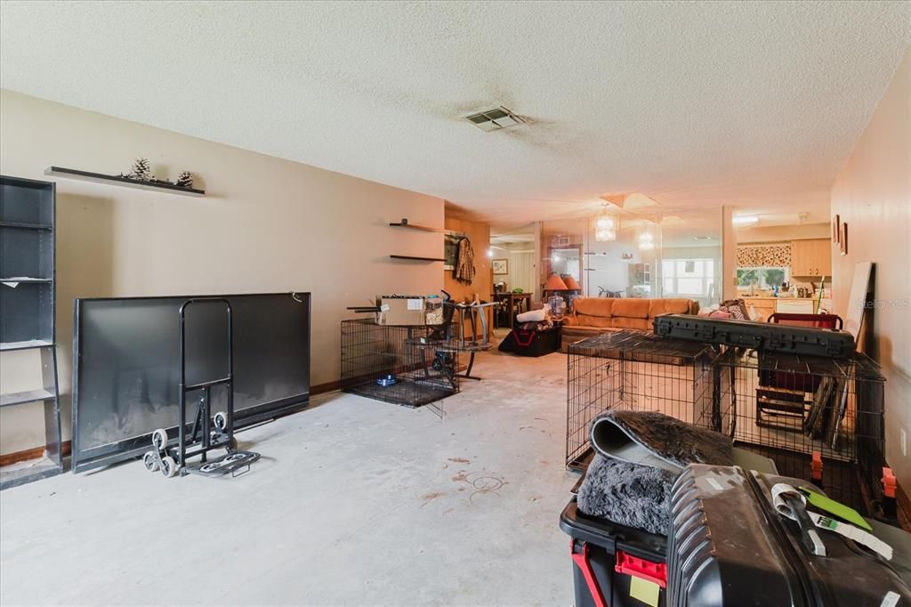 For Sale: $200,995 (2 beds, 2 baths, 1646 Square Feet)