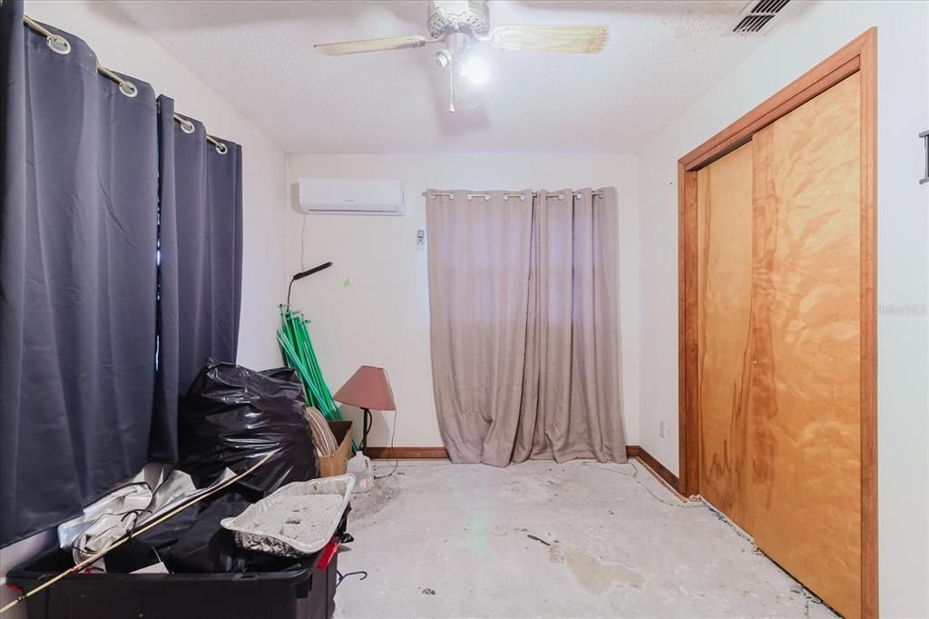 For Sale: $200,995 (2 beds, 2 baths, 1646 Square Feet)