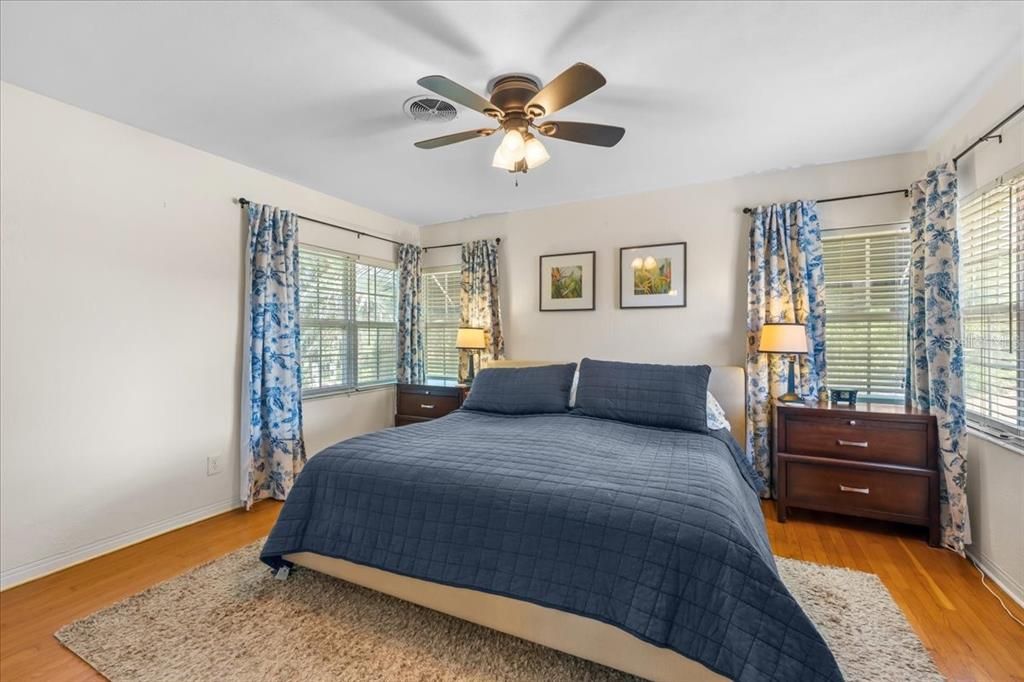 For Sale: $774,900 (3 beds, 2 baths, 1795 Square Feet)