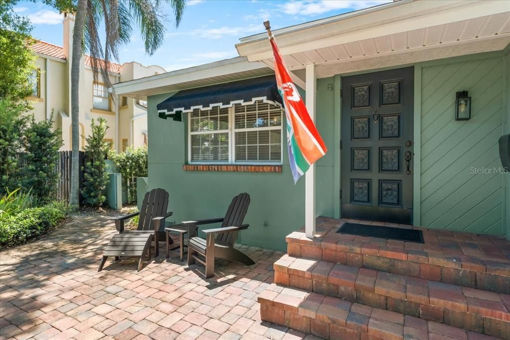 For Sale: $774,900 (3 beds, 2 baths, 1795 Square Feet)