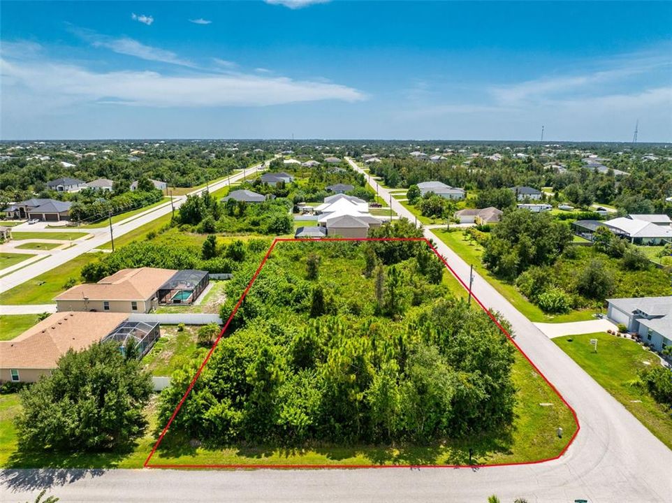 待售: $95,000 (0.74 acres)