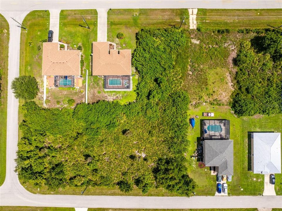 待售: $95,000 (0.74 acres)