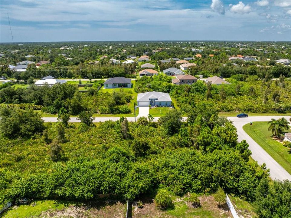 待售: $95,000 (0.74 acres)