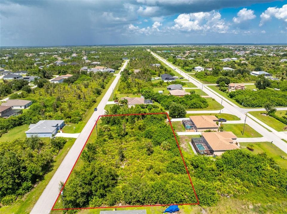 待售: $95,000 (0.74 acres)