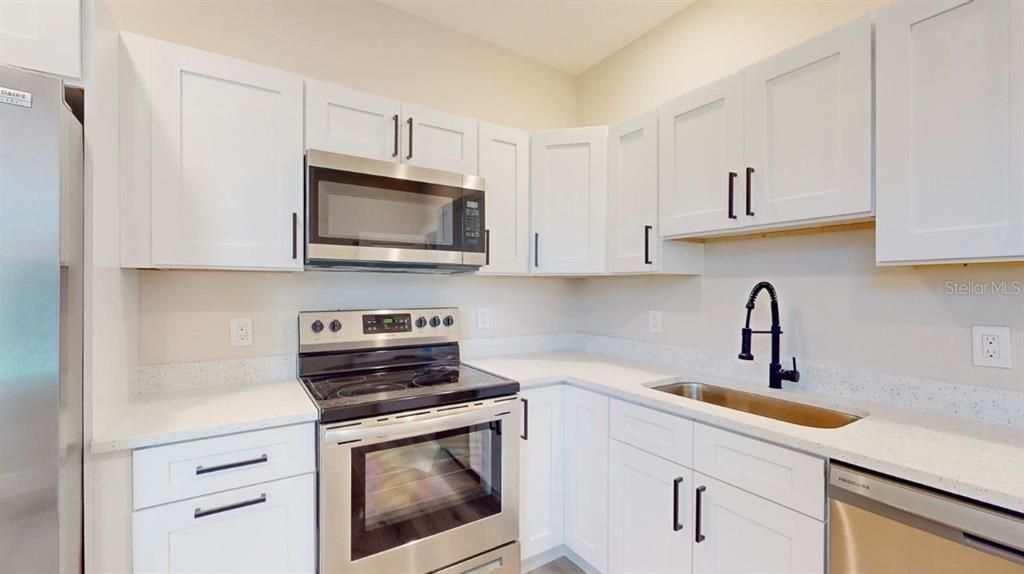 En Venta: $880,000 (5 camas, 5 baños, 3297 Pies cuadrados)