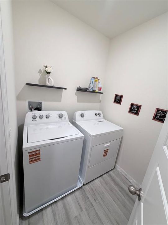 В аренду: $2,400 (4 спален, 2 ванн, 2260 Квадратных фут)