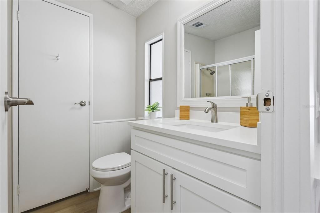 For Sale: $189,000 (2 beds, 2 baths, 1626 Square Feet)