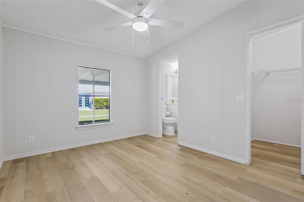 For Sale: $189,000 (2 beds, 2 baths, 1626 Square Feet)