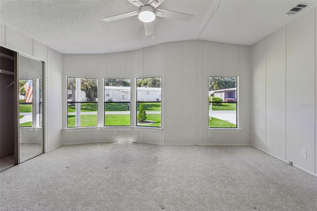 For Sale: $189,000 (2 beds, 2 baths, 1626 Square Feet)
