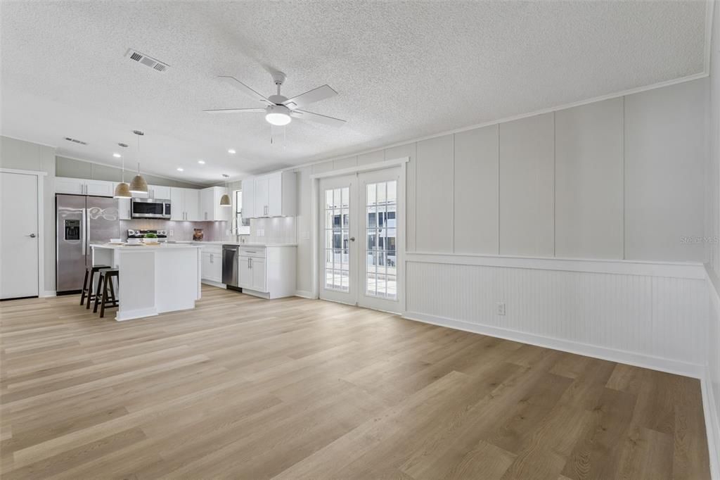 For Sale: $189,000 (2 beds, 2 baths, 1626 Square Feet)