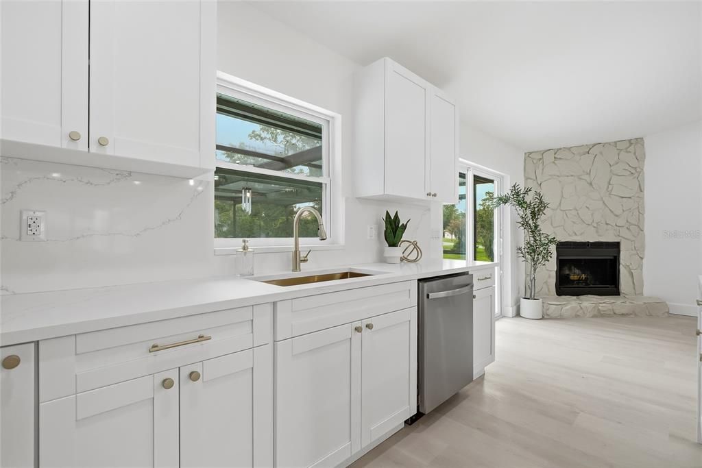 For Sale: $419,900 (3 beds, 2 baths, 1878 Square Feet)