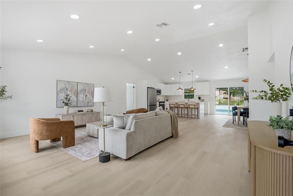 For Sale: $419,900 (3 beds, 2 baths, 1878 Square Feet)
