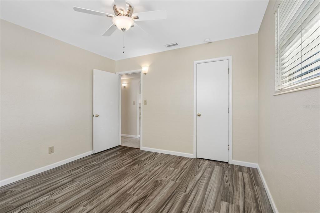 For Sale: $375,000 (2 beds, 2 baths, 1332 Square Feet)