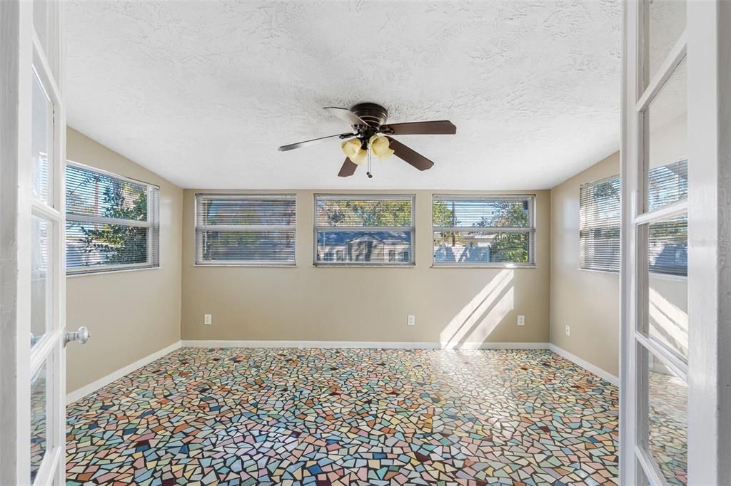 For Sale: $375,000 (2 beds, 2 baths, 1332 Square Feet)