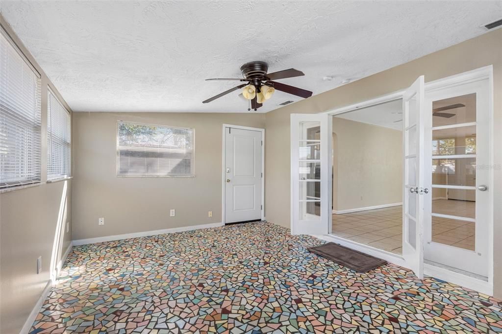 For Sale: $375,000 (2 beds, 2 baths, 1332 Square Feet)