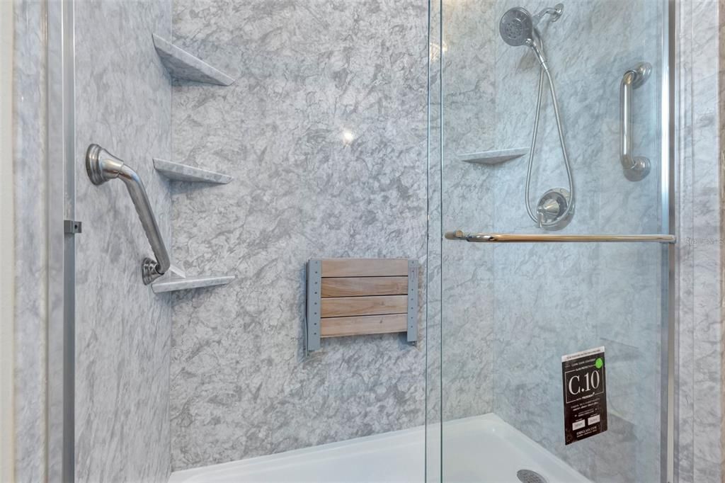 For Sale: $375,000 (2 beds, 2 baths, 1332 Square Feet)