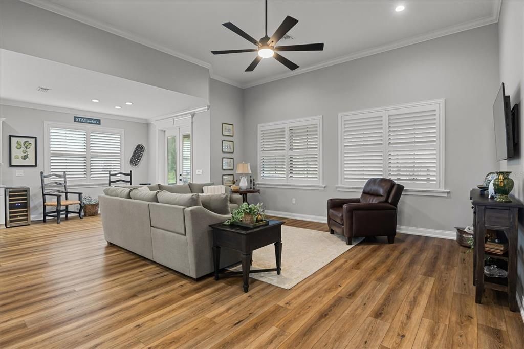 For Sale: $495,000 (2 beds, 2 baths, 1966 Square Feet)