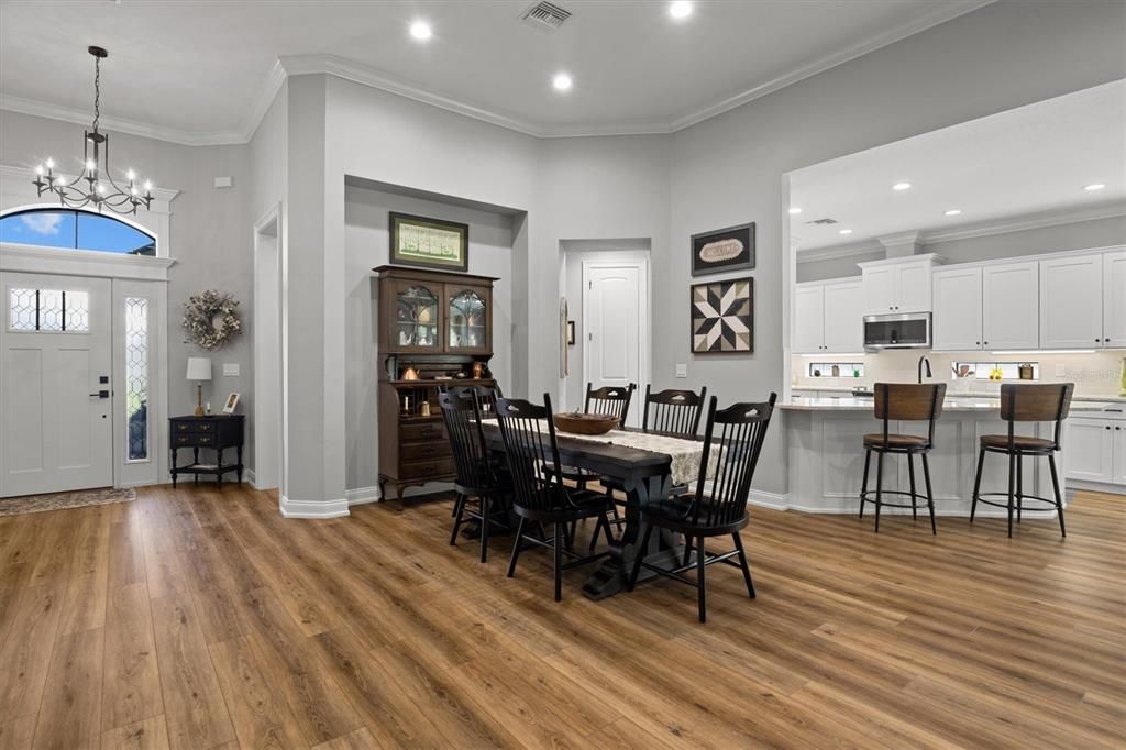 For Sale: $495,000 (2 beds, 2 baths, 1966 Square Feet)