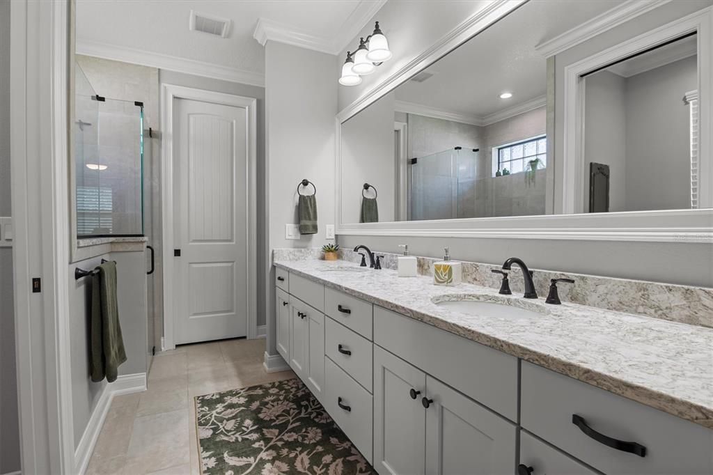 For Sale: $495,000 (2 beds, 2 baths, 1966 Square Feet)