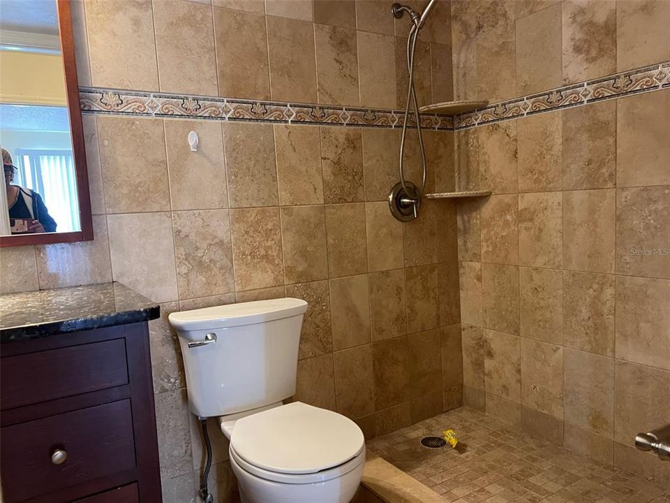 На продажу: $112,000 (3 спален, 2 ванн, 1274 Квадратных фут)