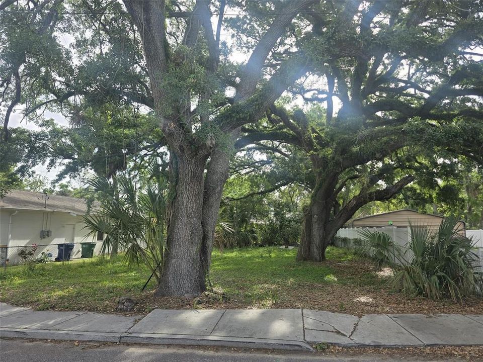 For Sale: $125,000 (0.11 acres)