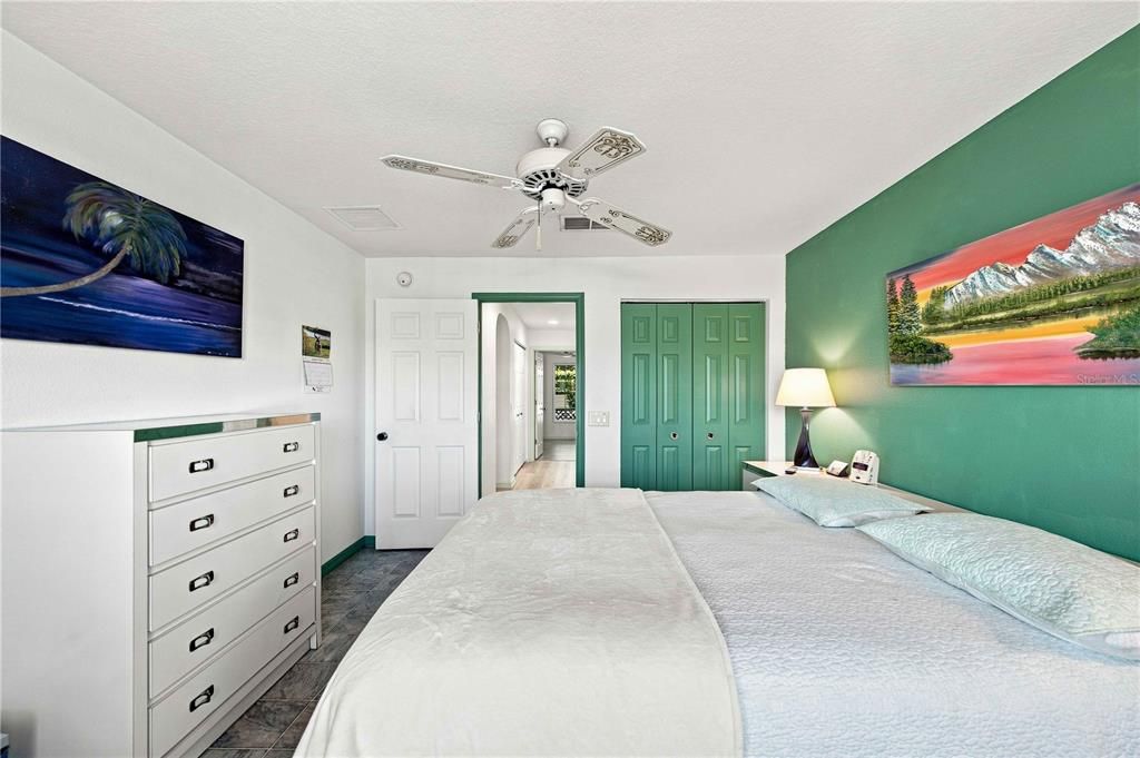For Sale: $249,000 (3 beds, 2 baths, 1576 Square Feet)